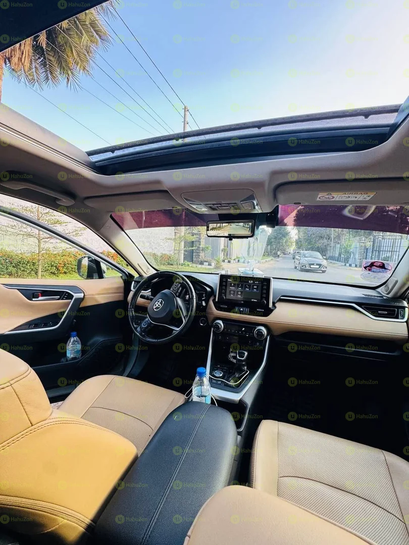 2020 Model-Toyota Rav 4