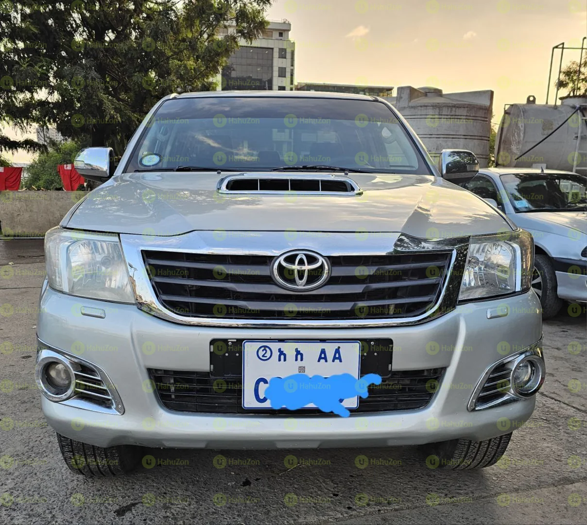 2012 Model-Toyota Hilux