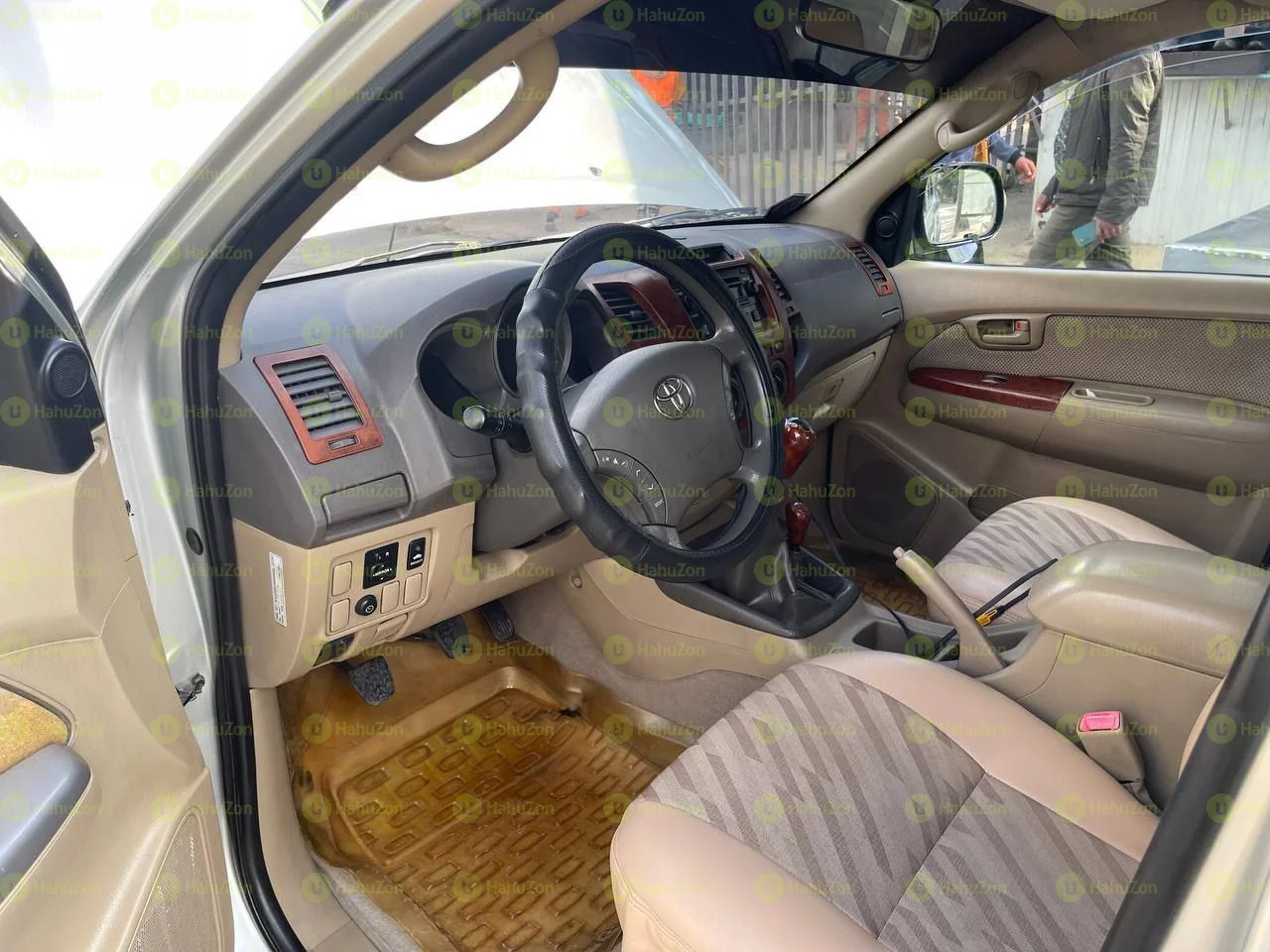 2009 Model-Toyota Hilux Double-Cab