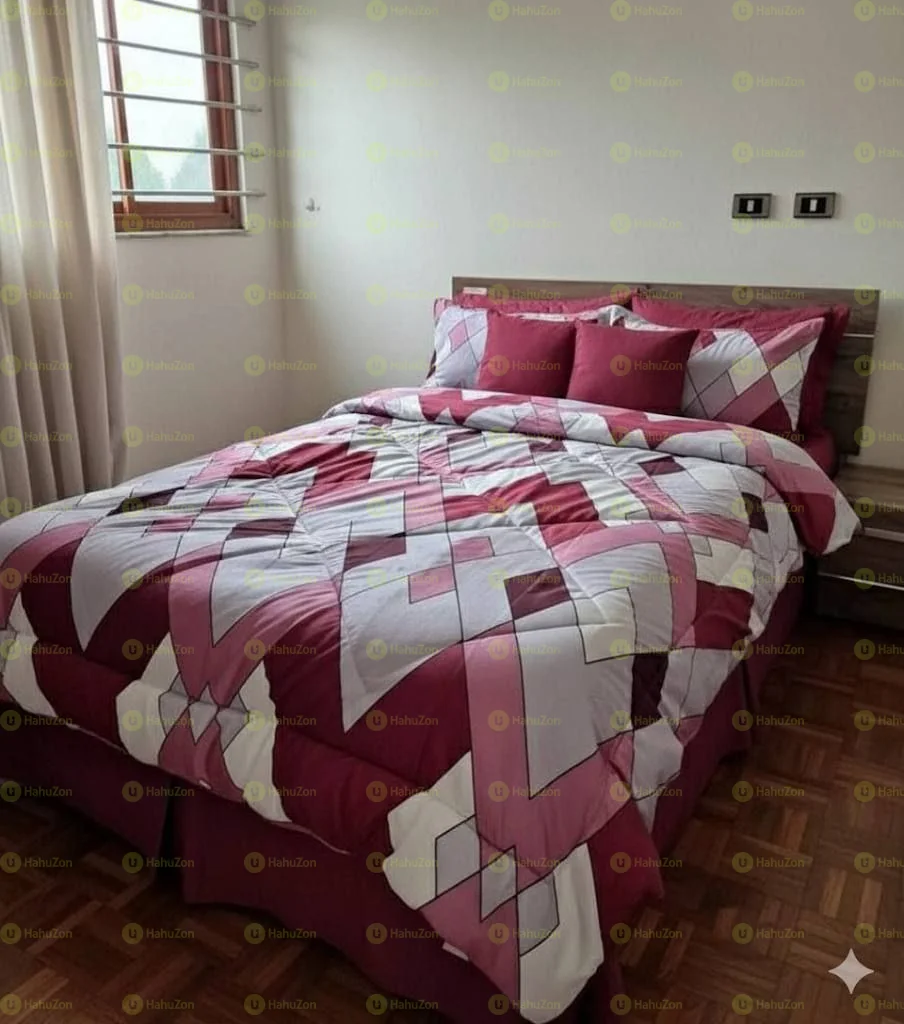 በጣም ለስላሳ እና ምቹ ነጭ ኮተን ኮምፈርት