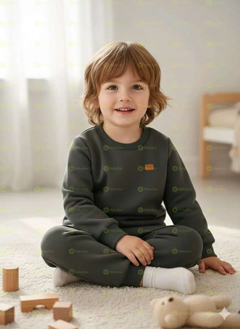 Unisex Round Neck Long-Sleeved Hoodie and Pant Set