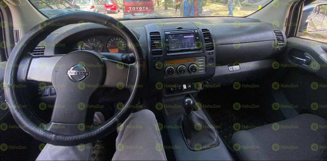 2006 Model-Nissan Navara