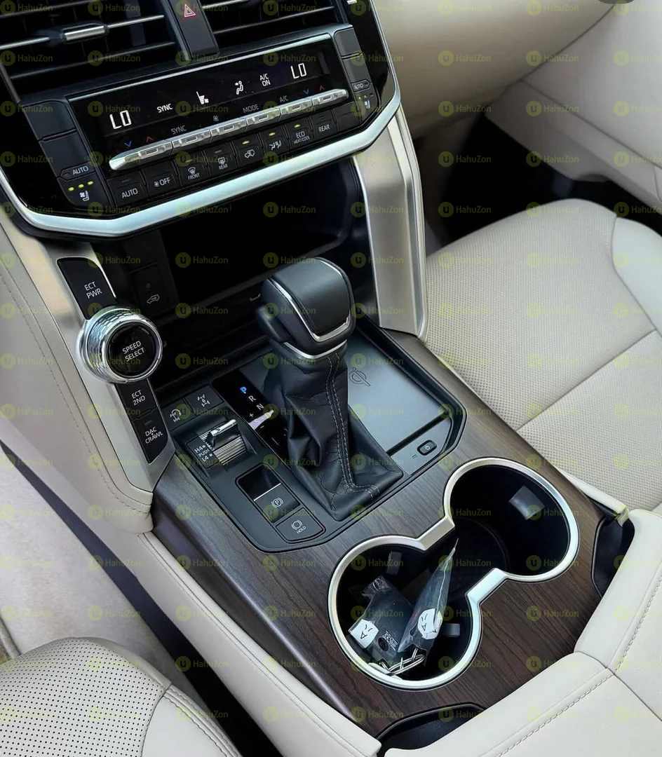 2022 Model-Toyota Land Cruiser GXR