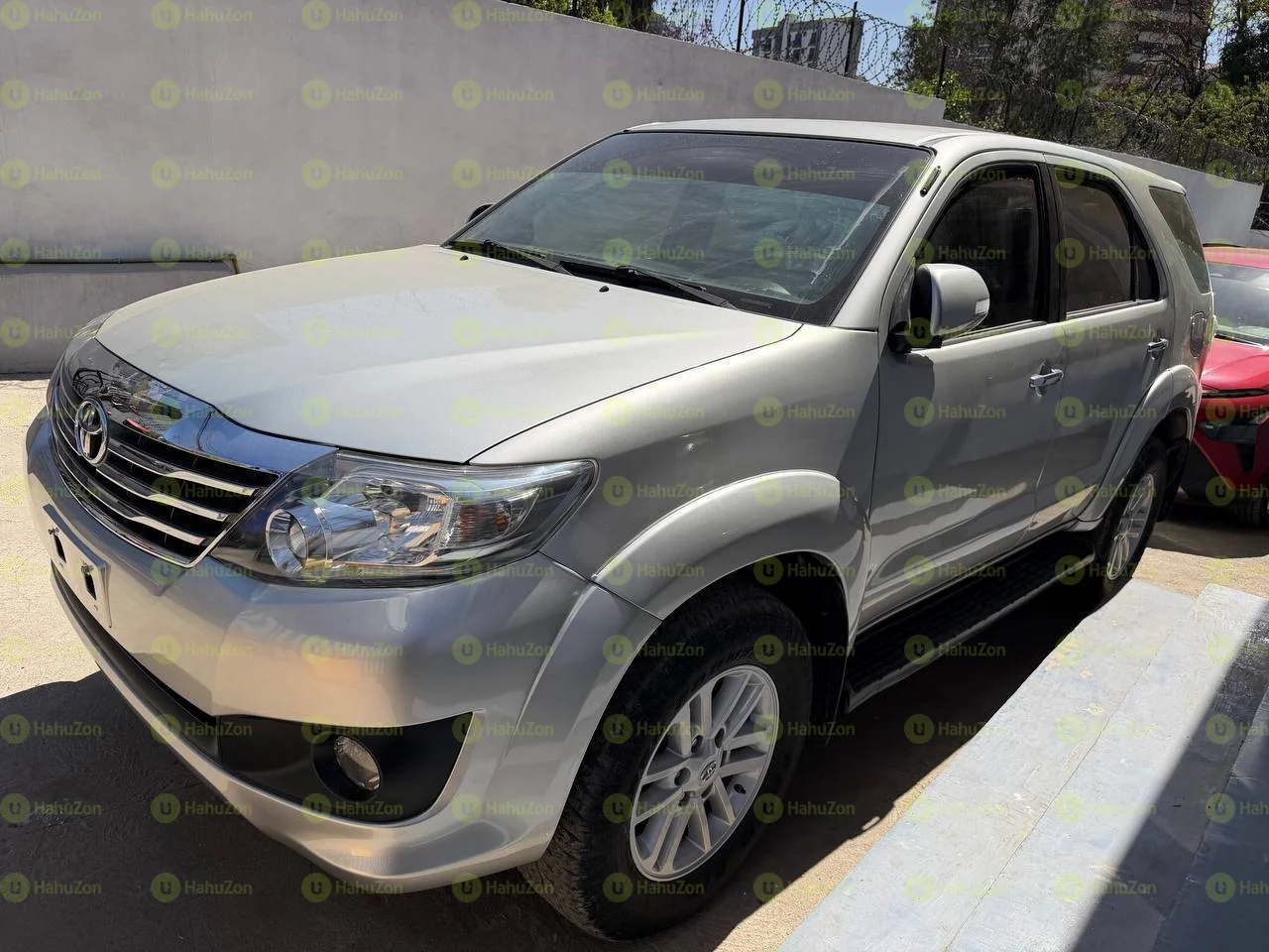 2013 Model-Toyota Fortuner