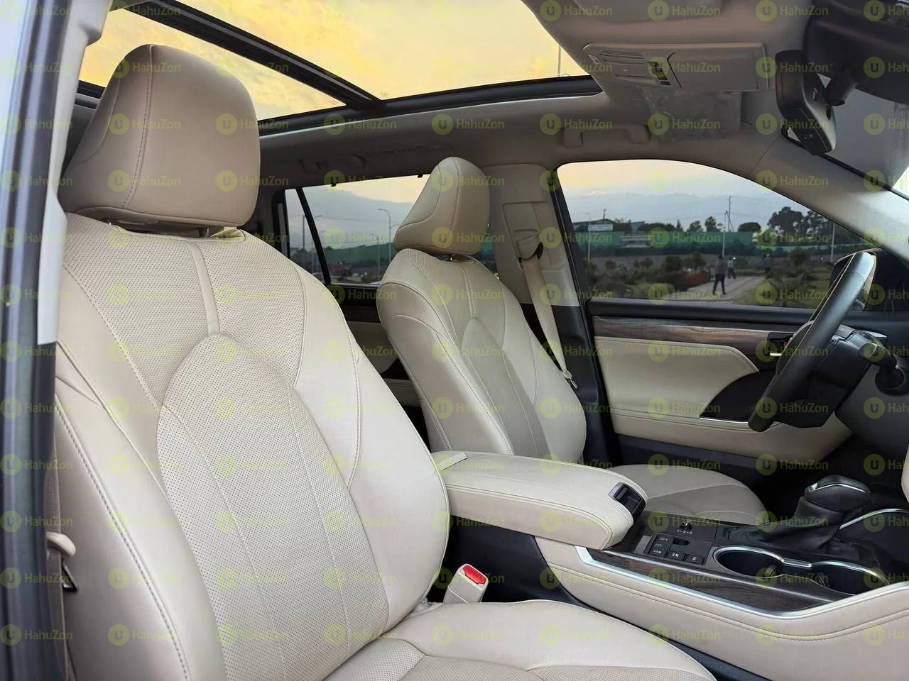 2023 Model-Toyota Highlander