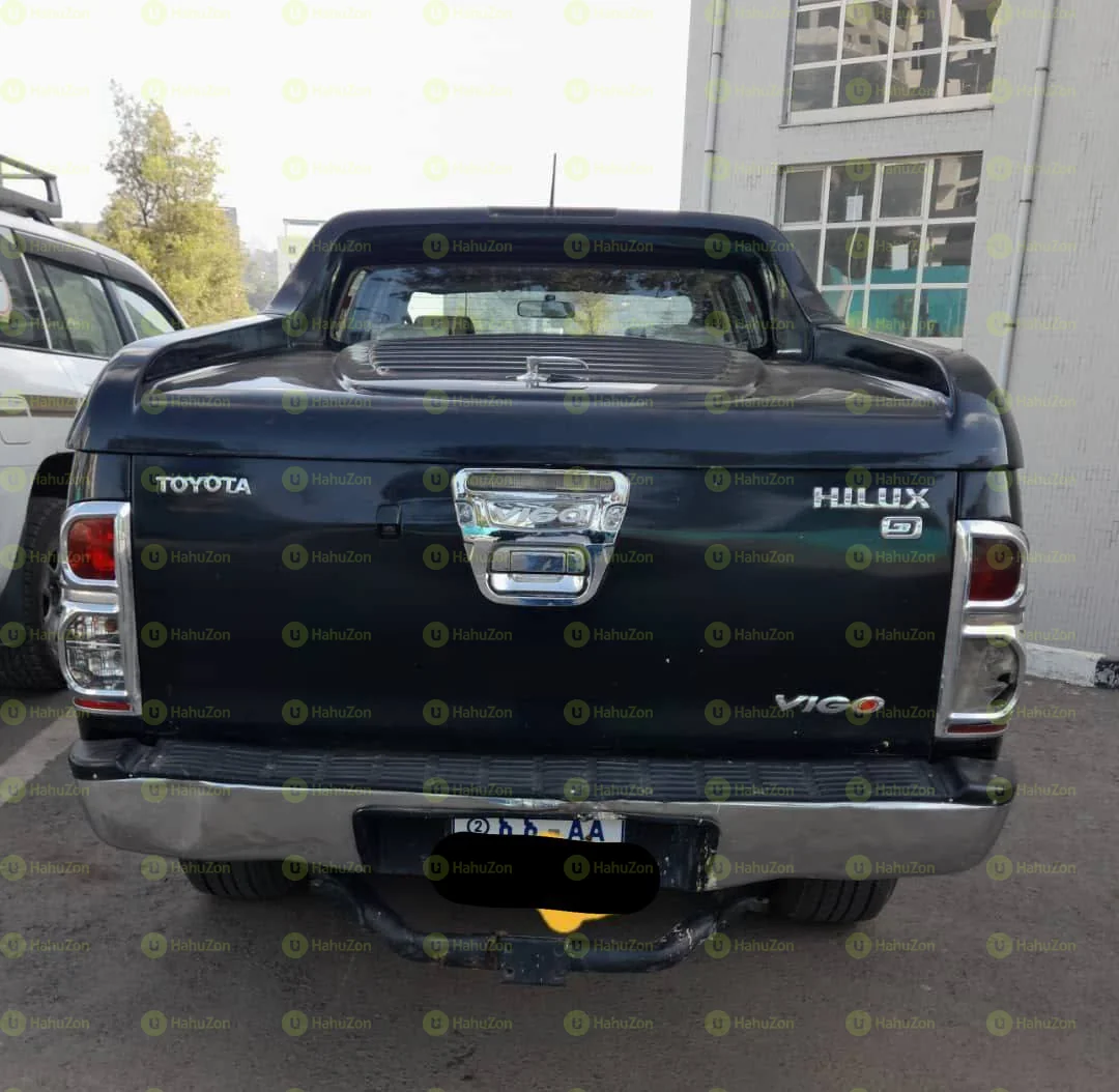 2013 Model-Toyota Hilux Double Cab