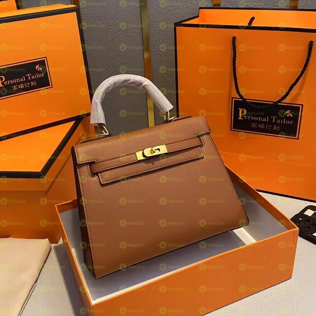 Kelly 28 Women's Handbag