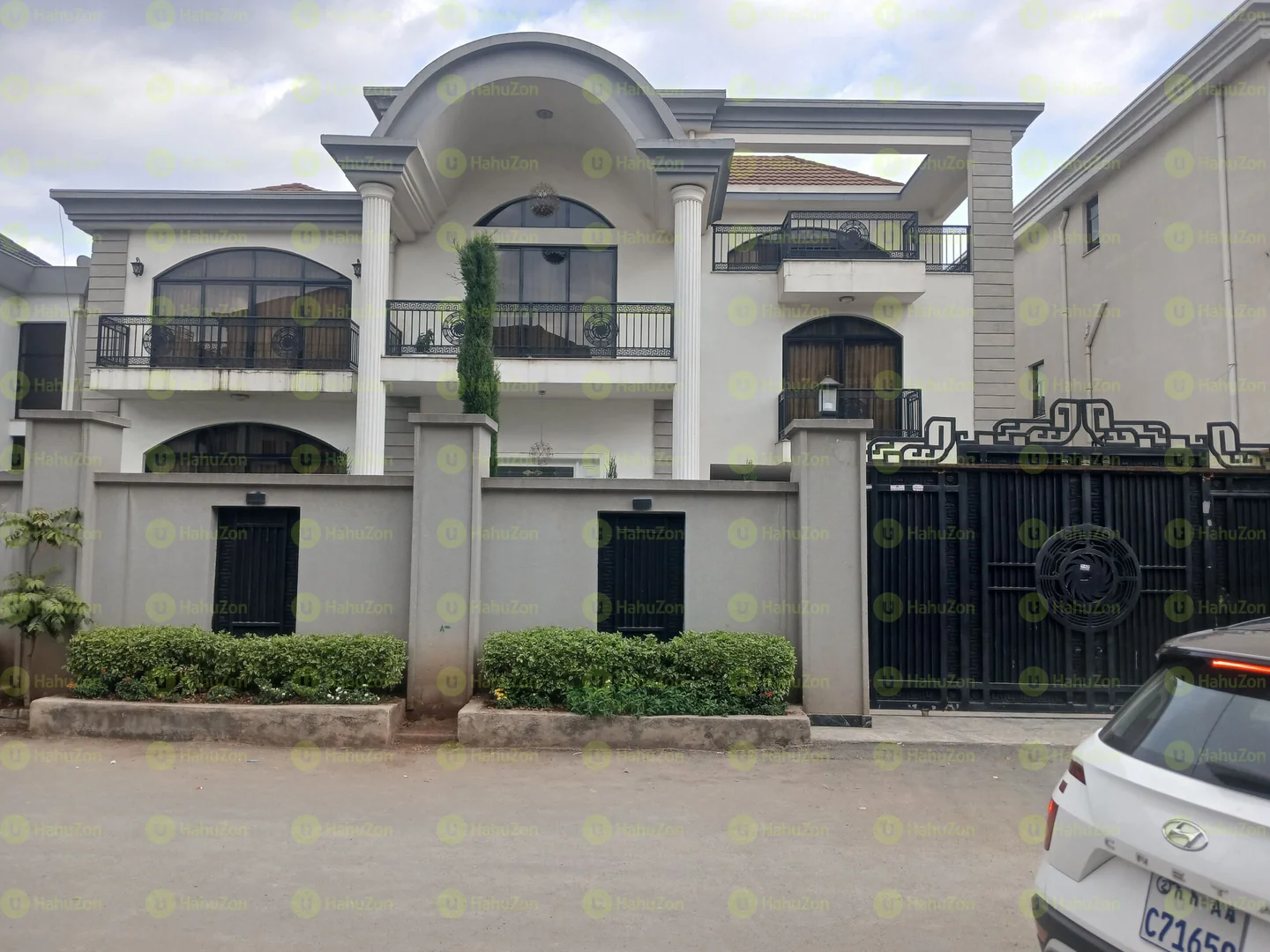 500 ካሬ የሚሸጥ B+G+2 ቤት በአያት