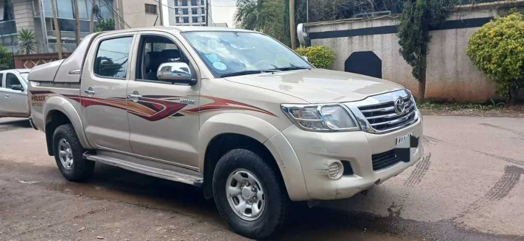 2013 Model-Toyota Hillux