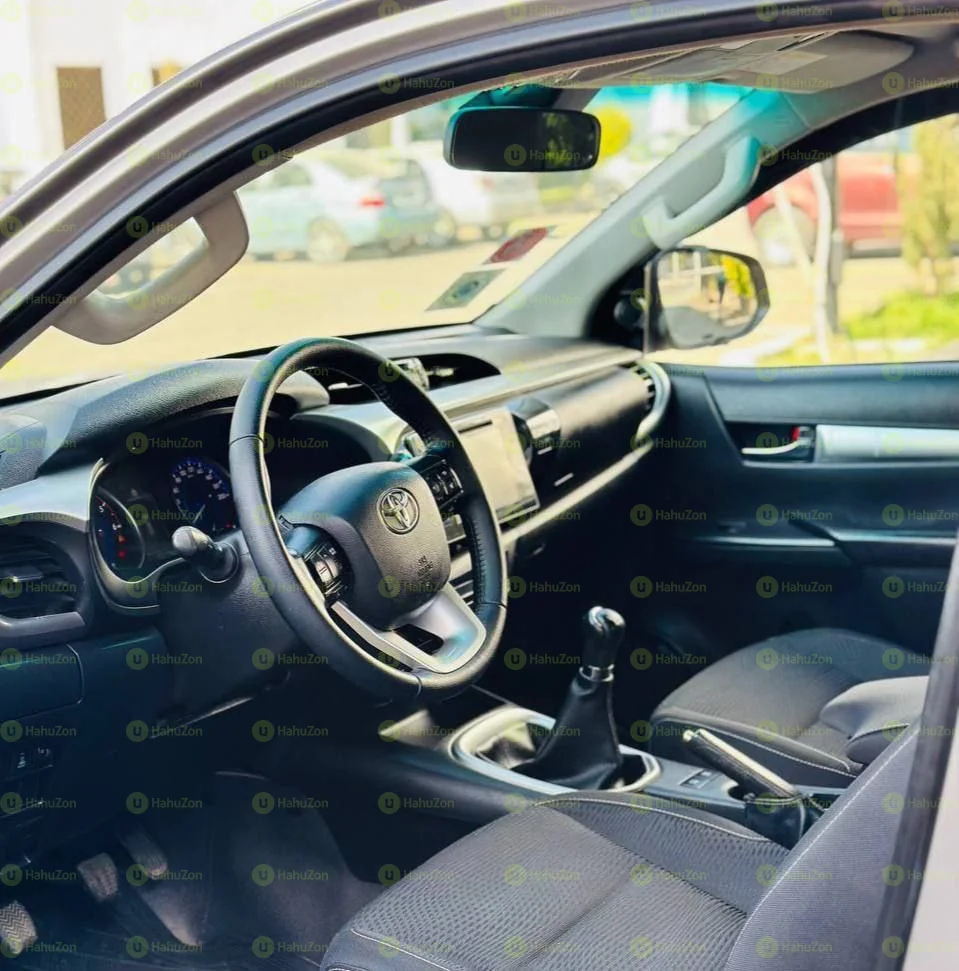 2017 Model-Toyota Hilux Revo