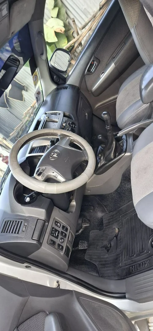 2013 Model-Toyota Hilux Extra Cab