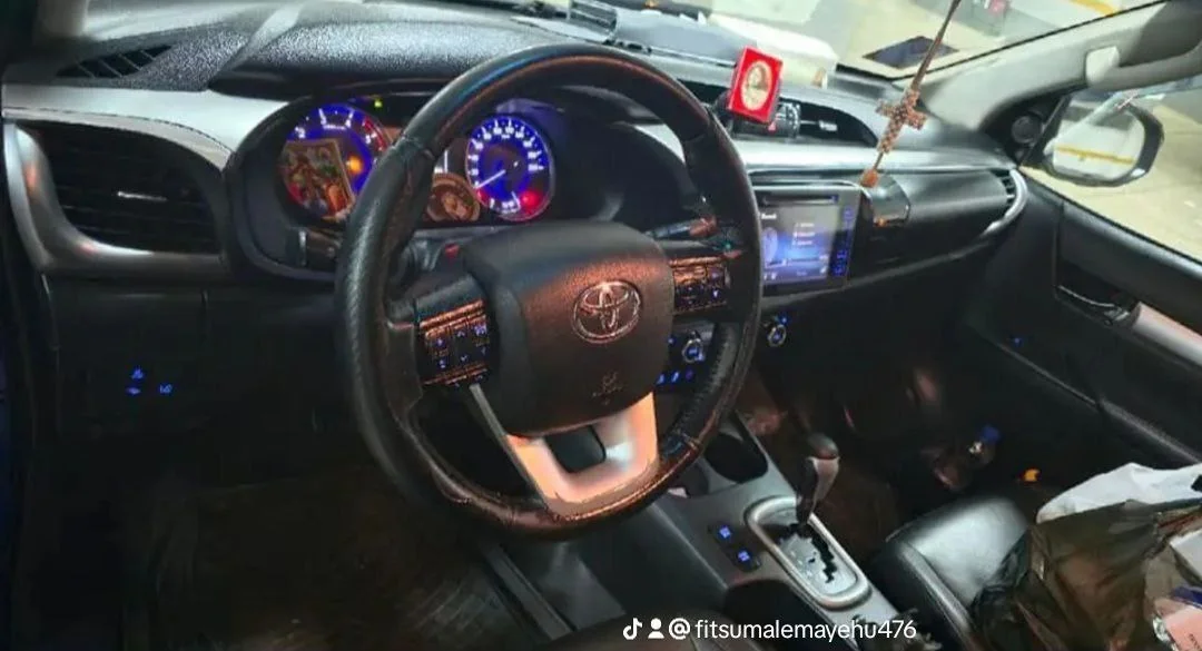 2019 Model-Toyota Hilux Revo