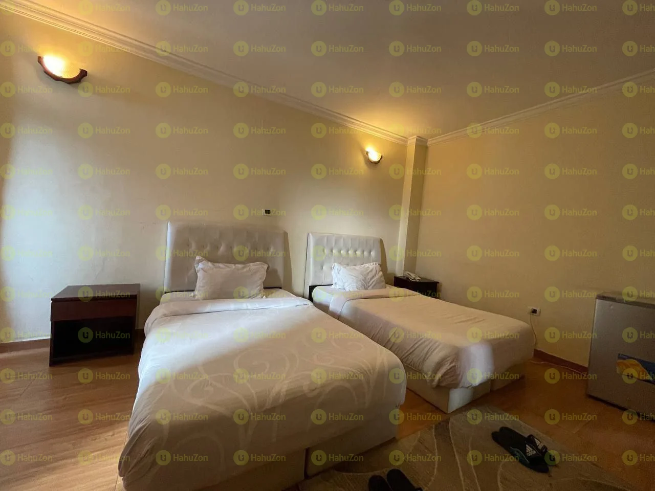 190 ካሬ የሚሸጥ G+5 ገስታውስ በቦሌ