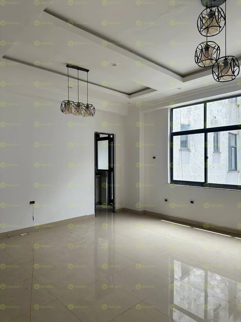 3 Bed Room Apartment For Sale