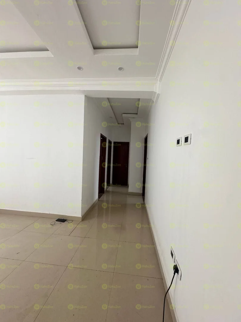 3 Bed Room Apartment For Sale