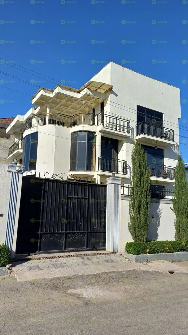 500 ካሬ የሚሸጥ ጂ+2 ቤት በአያት