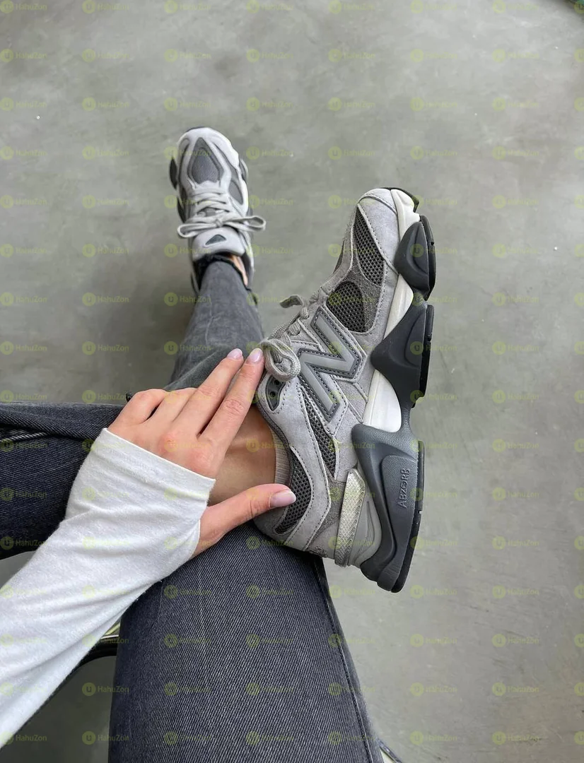 New Balance 9060 Women's Shoes