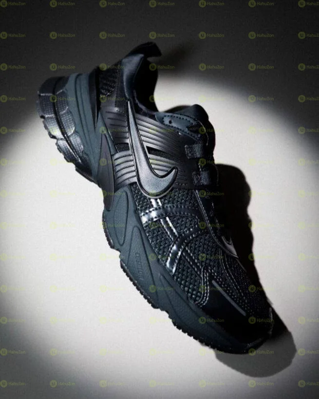 Nike v2k Women's Shoes