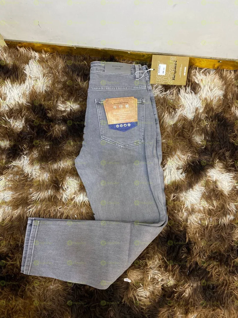 Retro-Style Slim Jeans