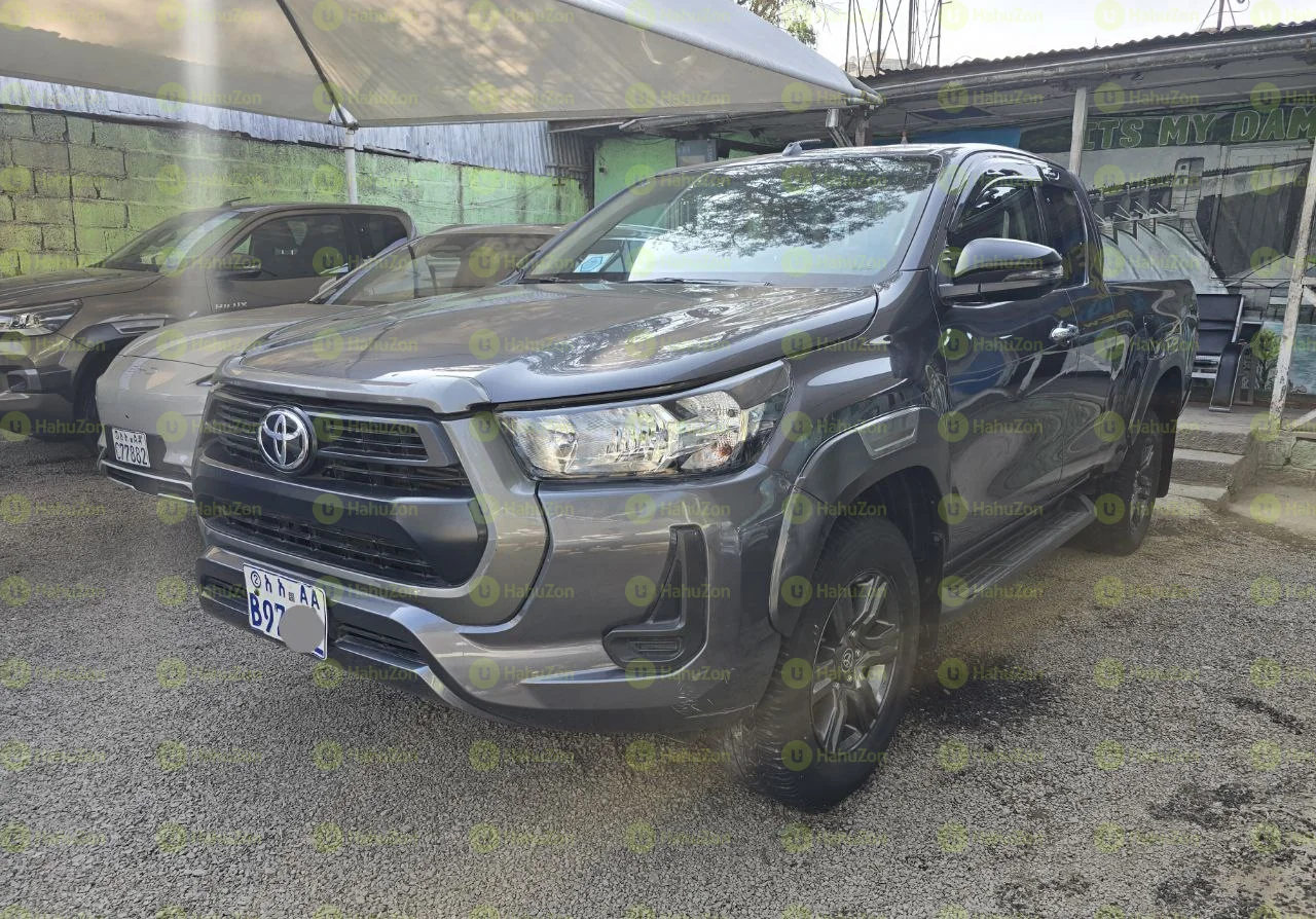 2021 Model-Toyota Hilux Kin Cab