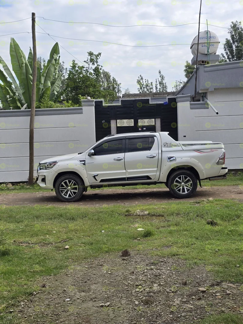 2018 Model-Toyota Revo Double Cup