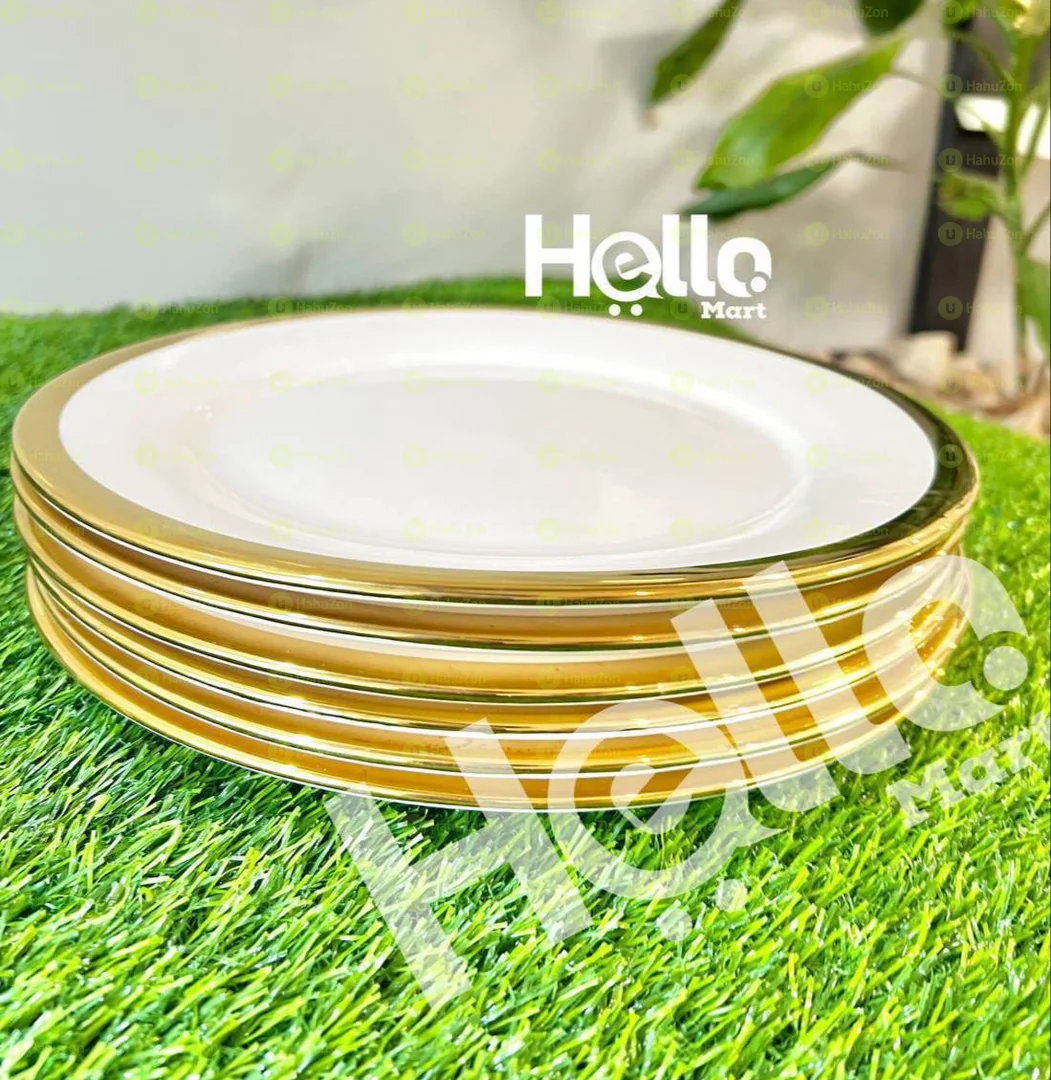 ውብ የሆነ ሸክላ የመመገቢያ ሰሀን