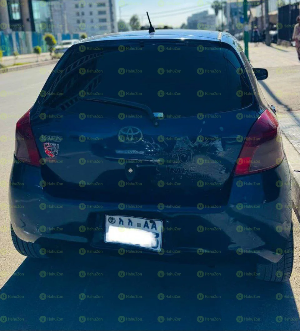 2007 Model-Toyota Yaris Compact