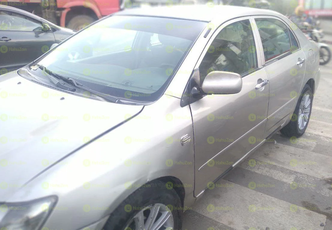 2005 Model-Toyota Corolla