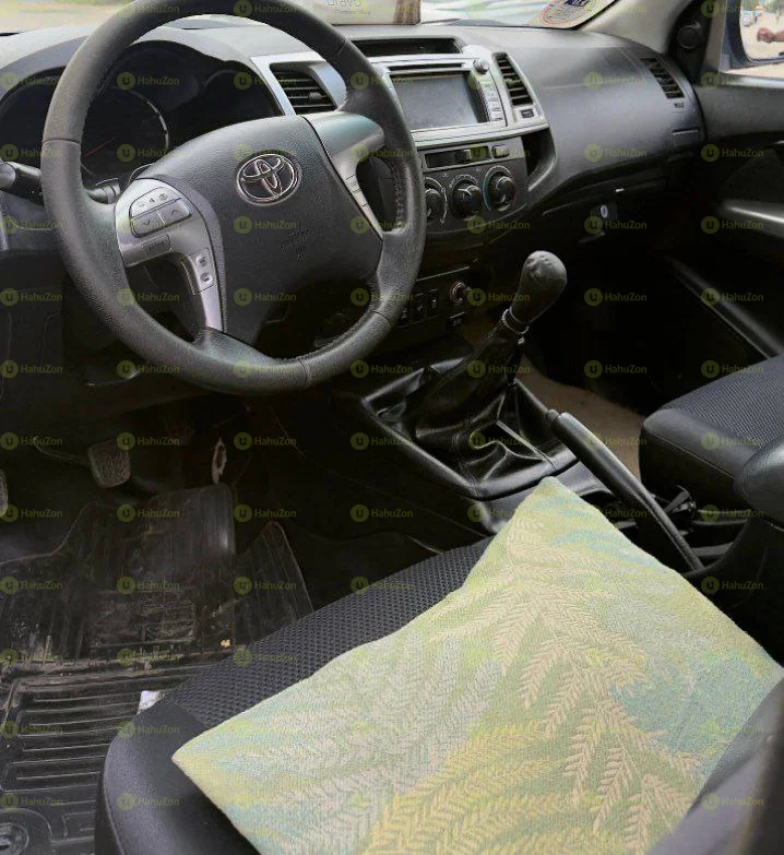 2015 Model-Toyota Hilux Xtra Cab