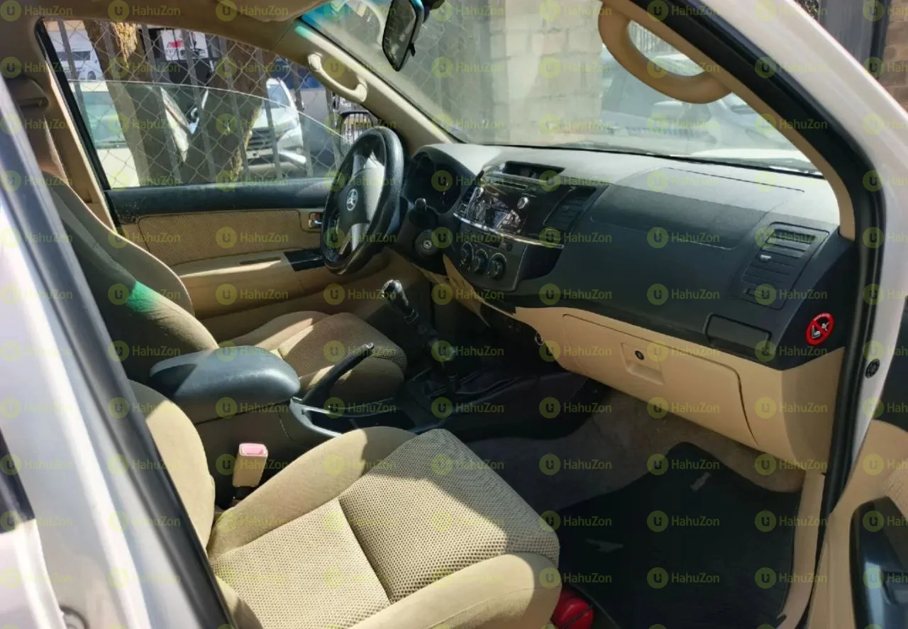 2015 Model-Toyota Fortuner