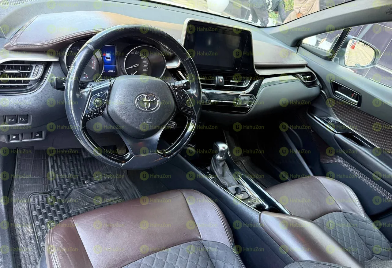 2020 Model-Toyota Ch-R