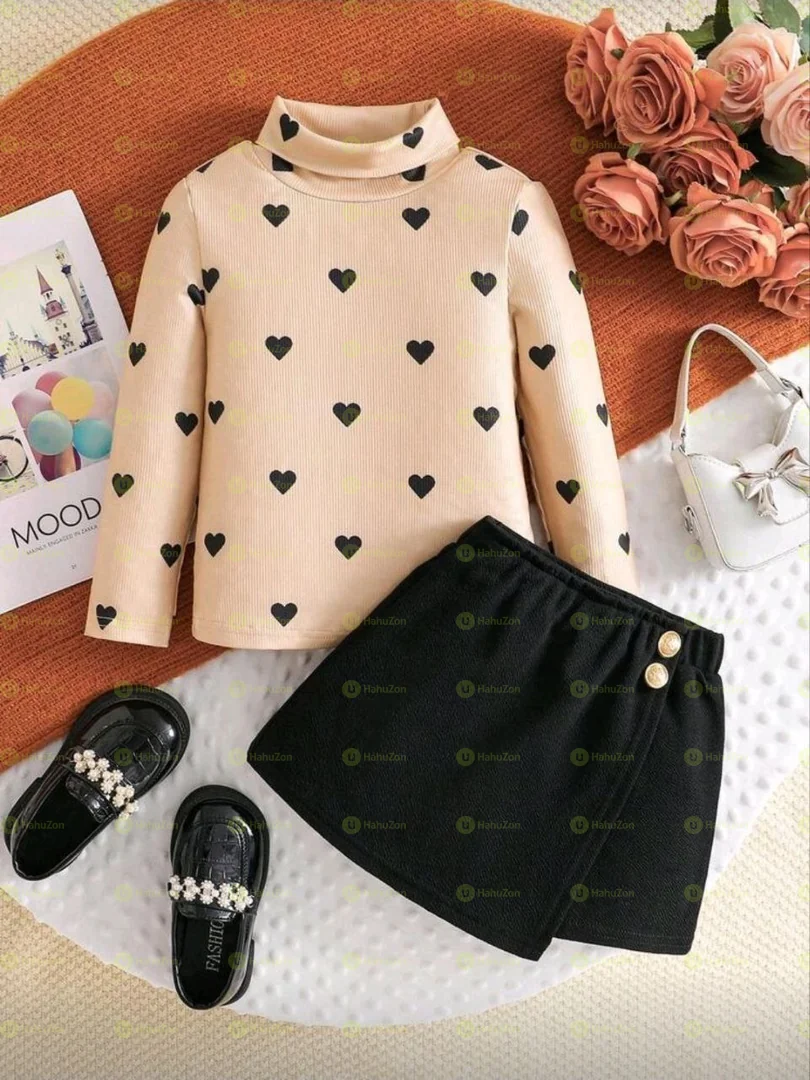 Girls Heart Pattern Collar T-shirt and Skirt Set