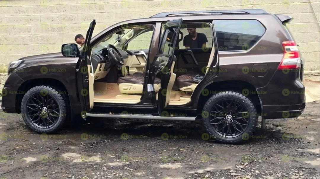 2017 Model-Toyota Landcruiser Prado