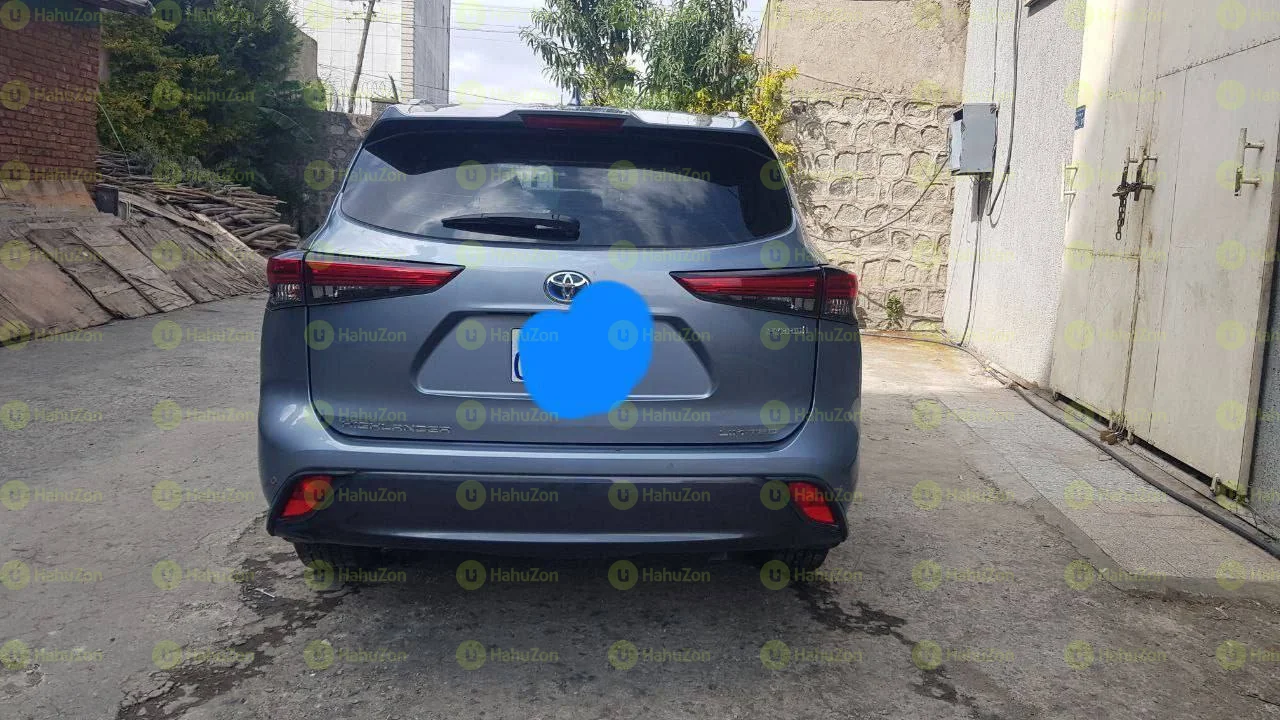 2023 Model-Toyota Highlander