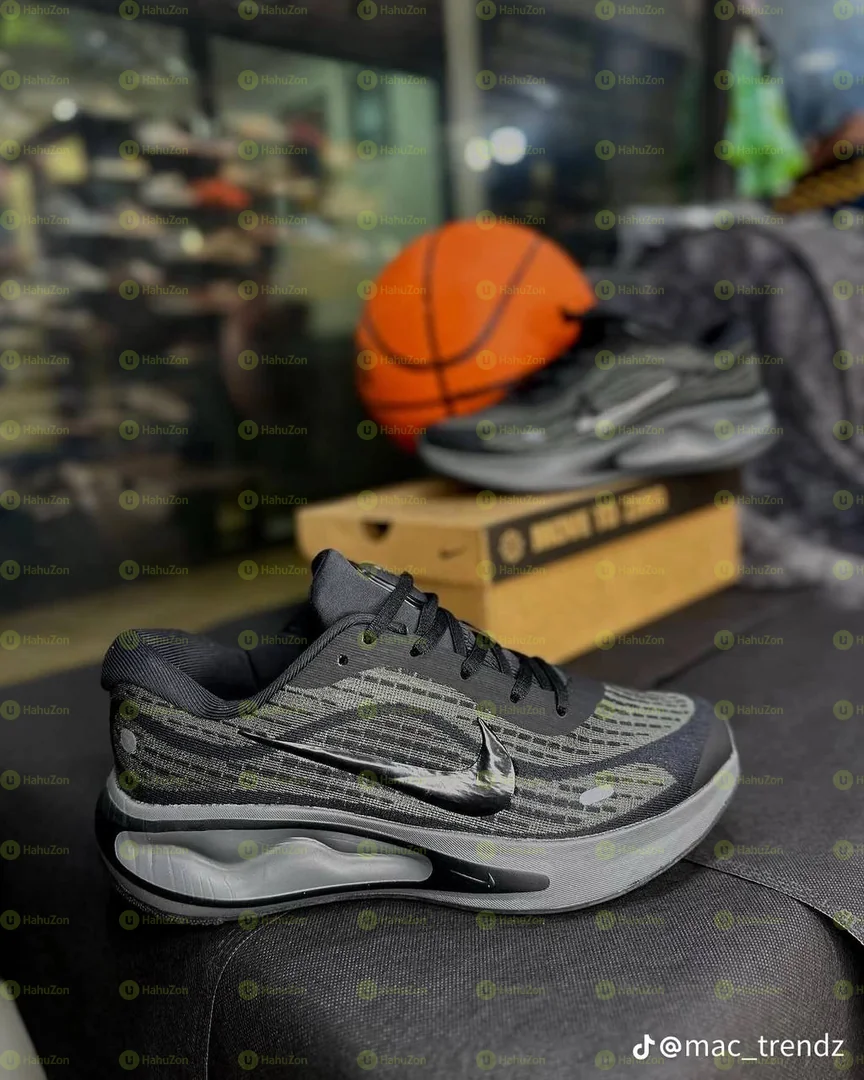 Nike Journey Men's Shoes