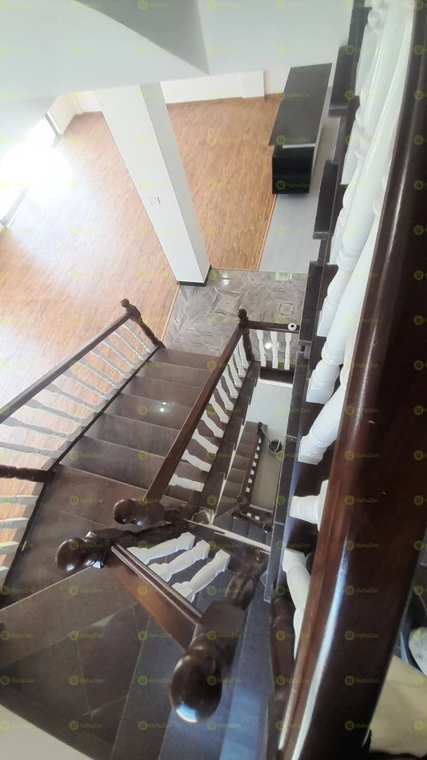 175 ካሬ የሚሸጥ ጂ+3 ቤት በአያት