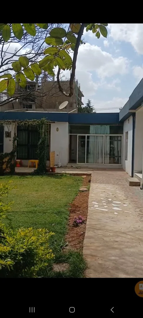 1600 ካሬ የሚሸጥ ቦታ በየተባበሩት CMC