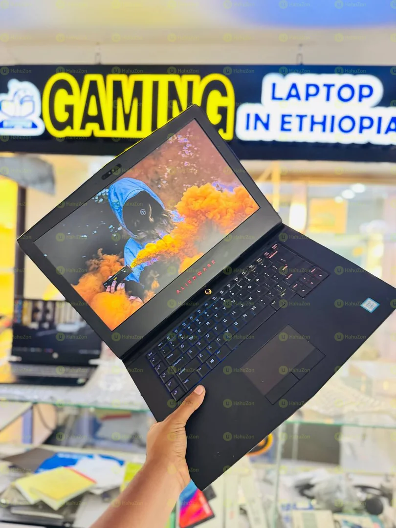 ALIENWARE 15 R3 Intel(R) Core i7-7700HQ