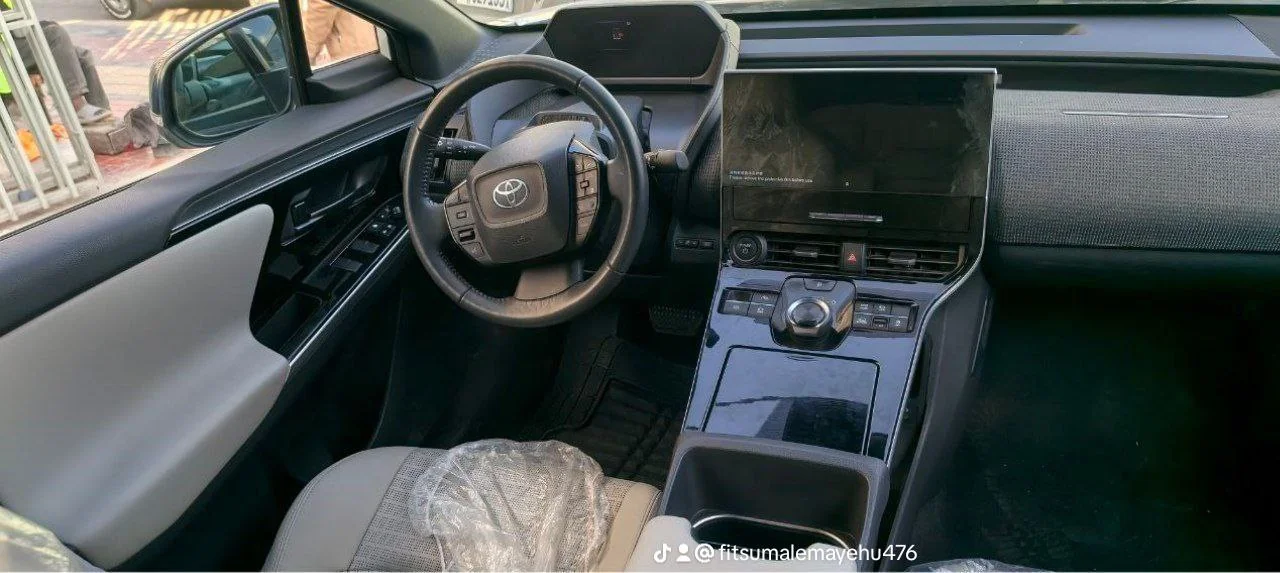 2023 Model-Toyota Bz4x EV