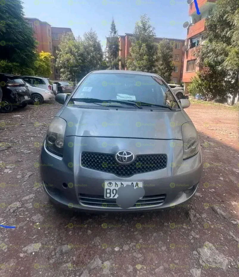 2007 Model-Yaris Compact