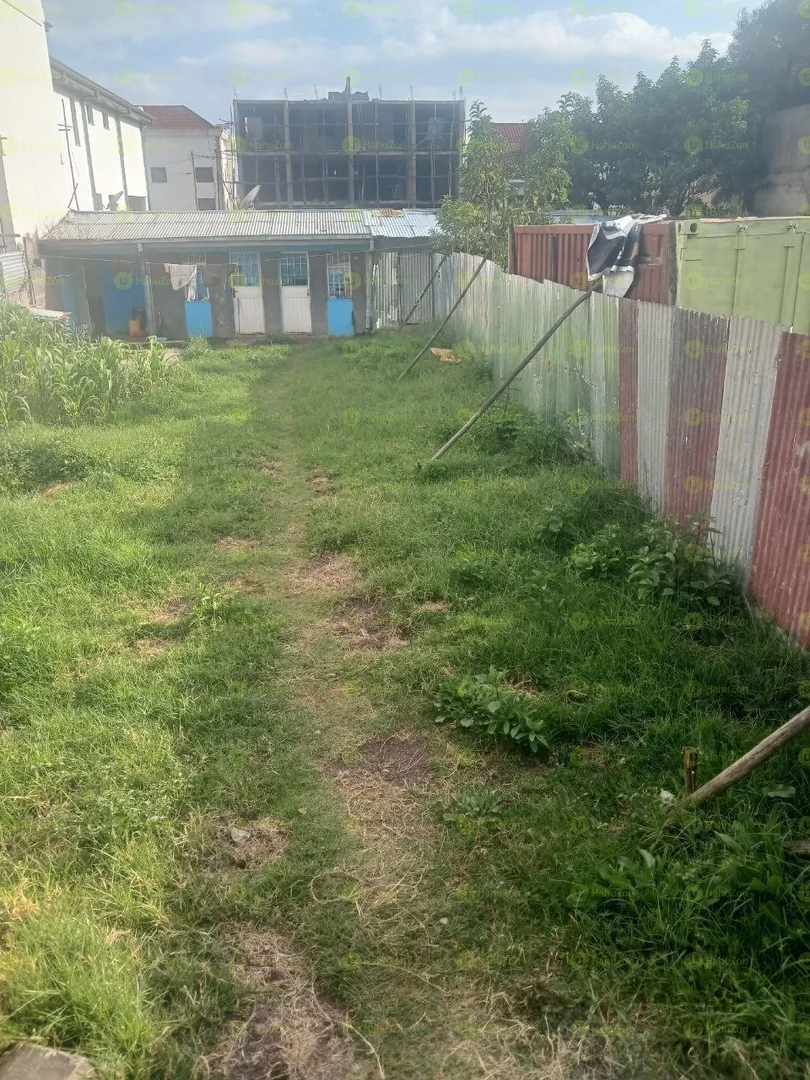 250 ካሬ የሚሸጥ ቦታ በአያት