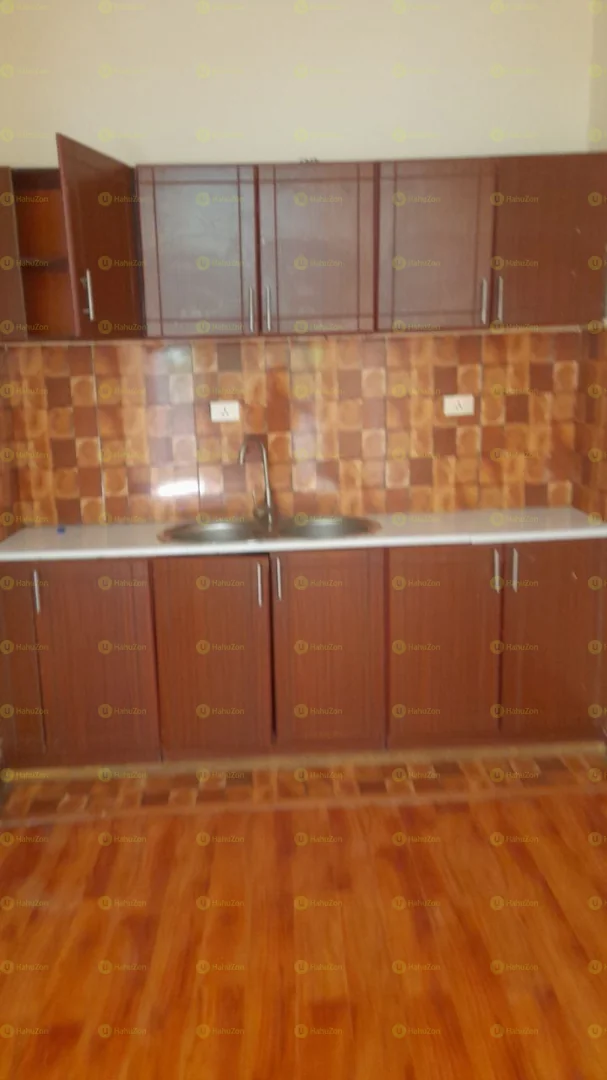 150 ካሬ የሚሸጥ ቪለ ቤት በሰሚት