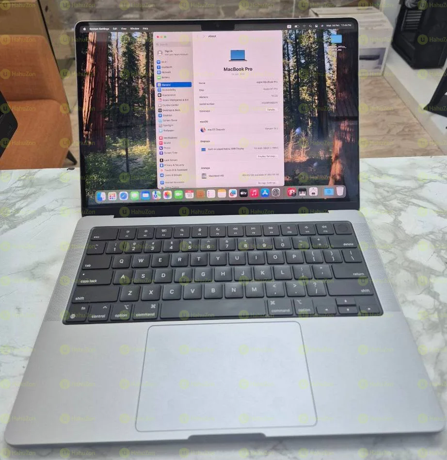 MacBook M1 Pro 14-inch