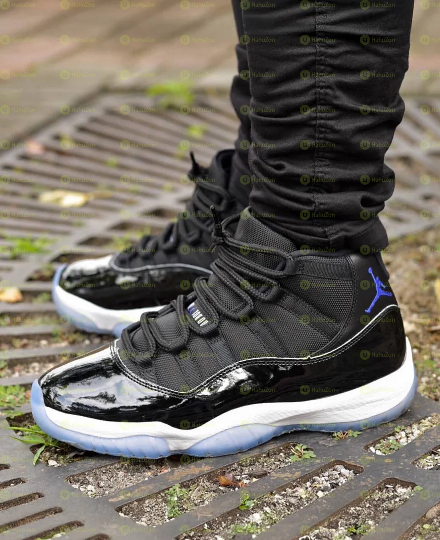 Air Jordan 11 OG Men's Shoes