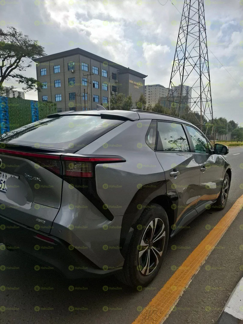 2023 Model-Toyota BZ4X EV