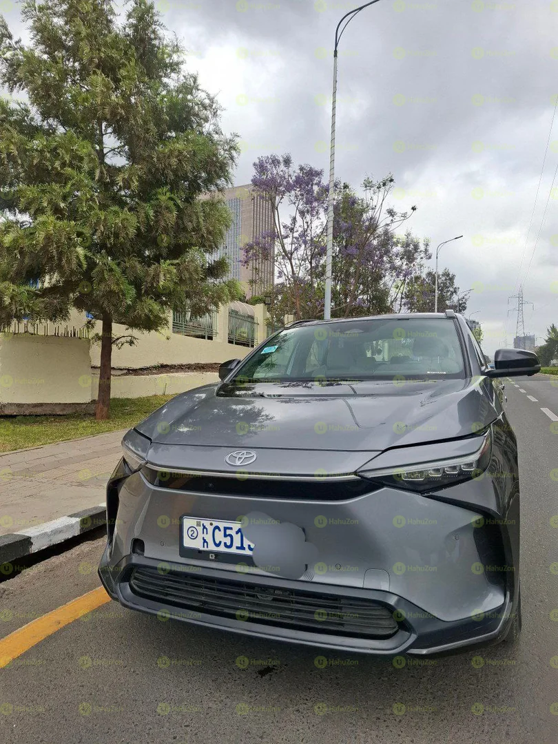 2023 Model-Toyota BZ4X EV