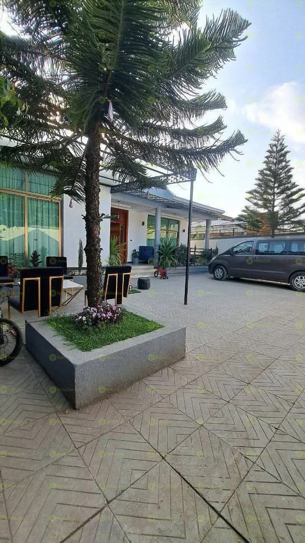 500 ካሬ የሚሸጥ ቪላ ቤት በለገጣፎ አባኪሮስ