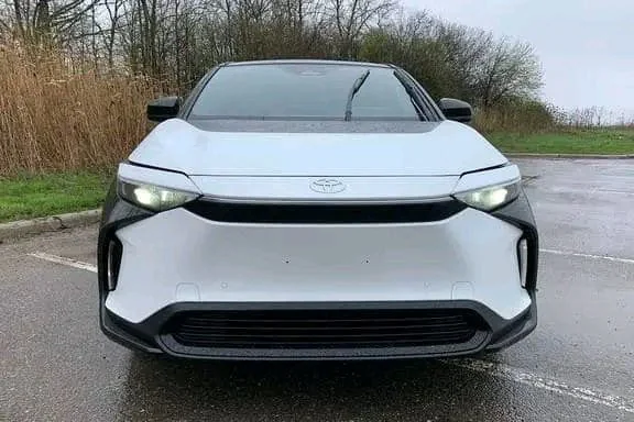 2022 Model-Toyota BZ4X