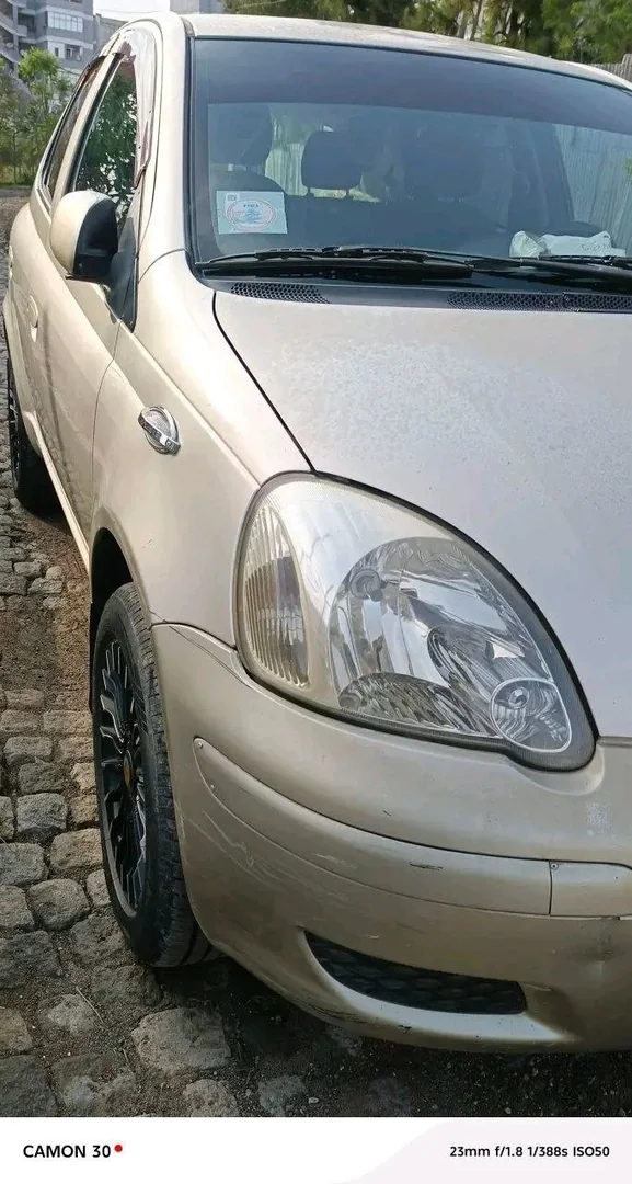 2004 Model-Toyota Vitz