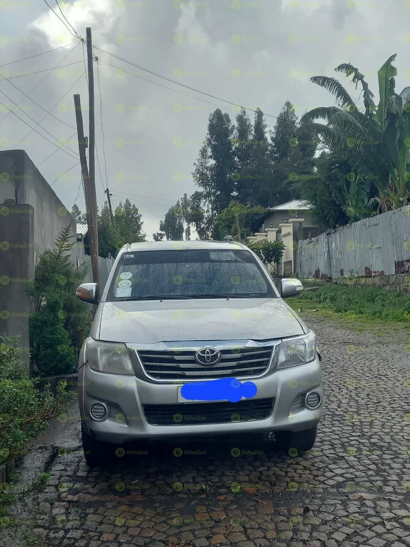 2012 Model-Toyota Hilux Double Cup